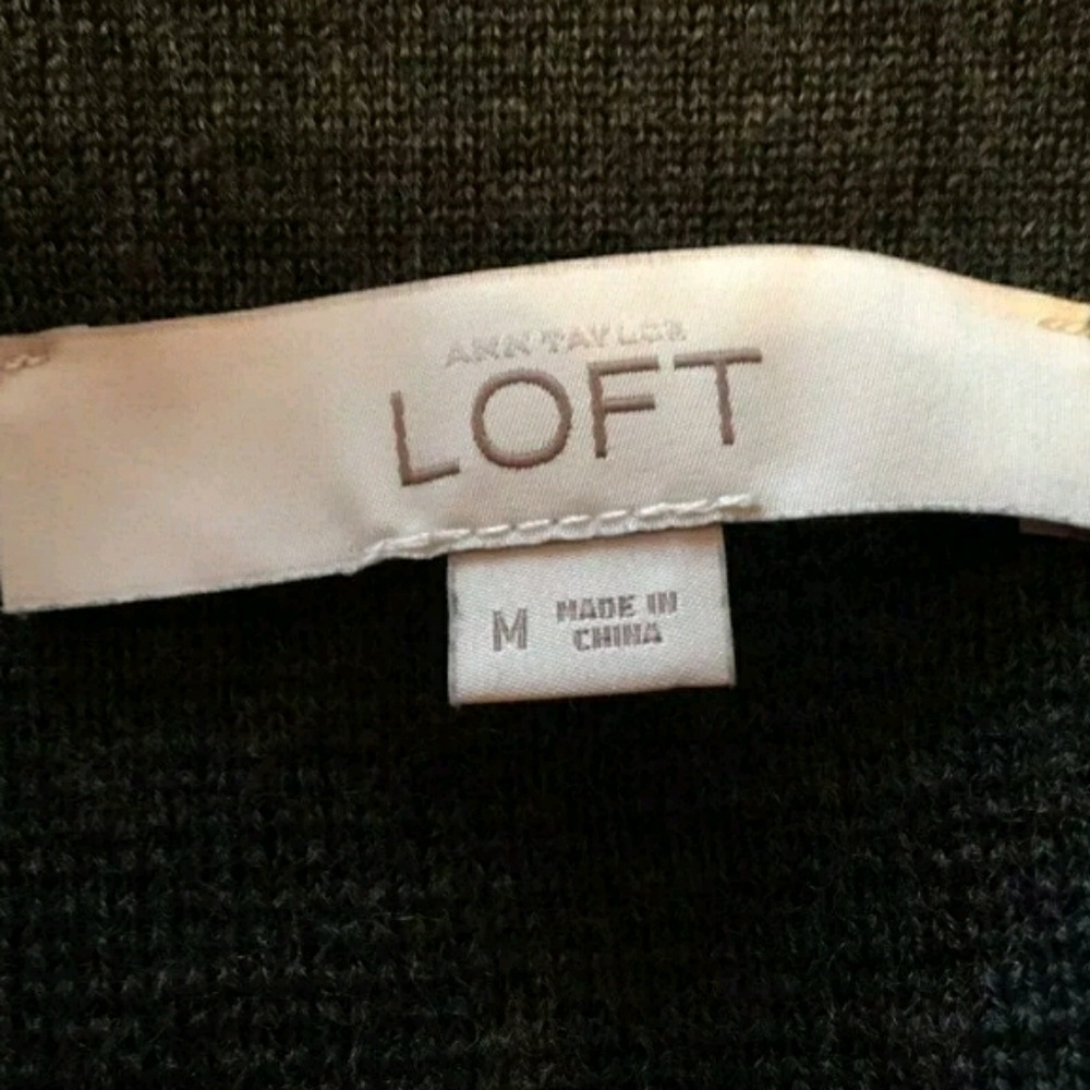 Ann Taylor wool skirt size M - Picture 3 of 4
